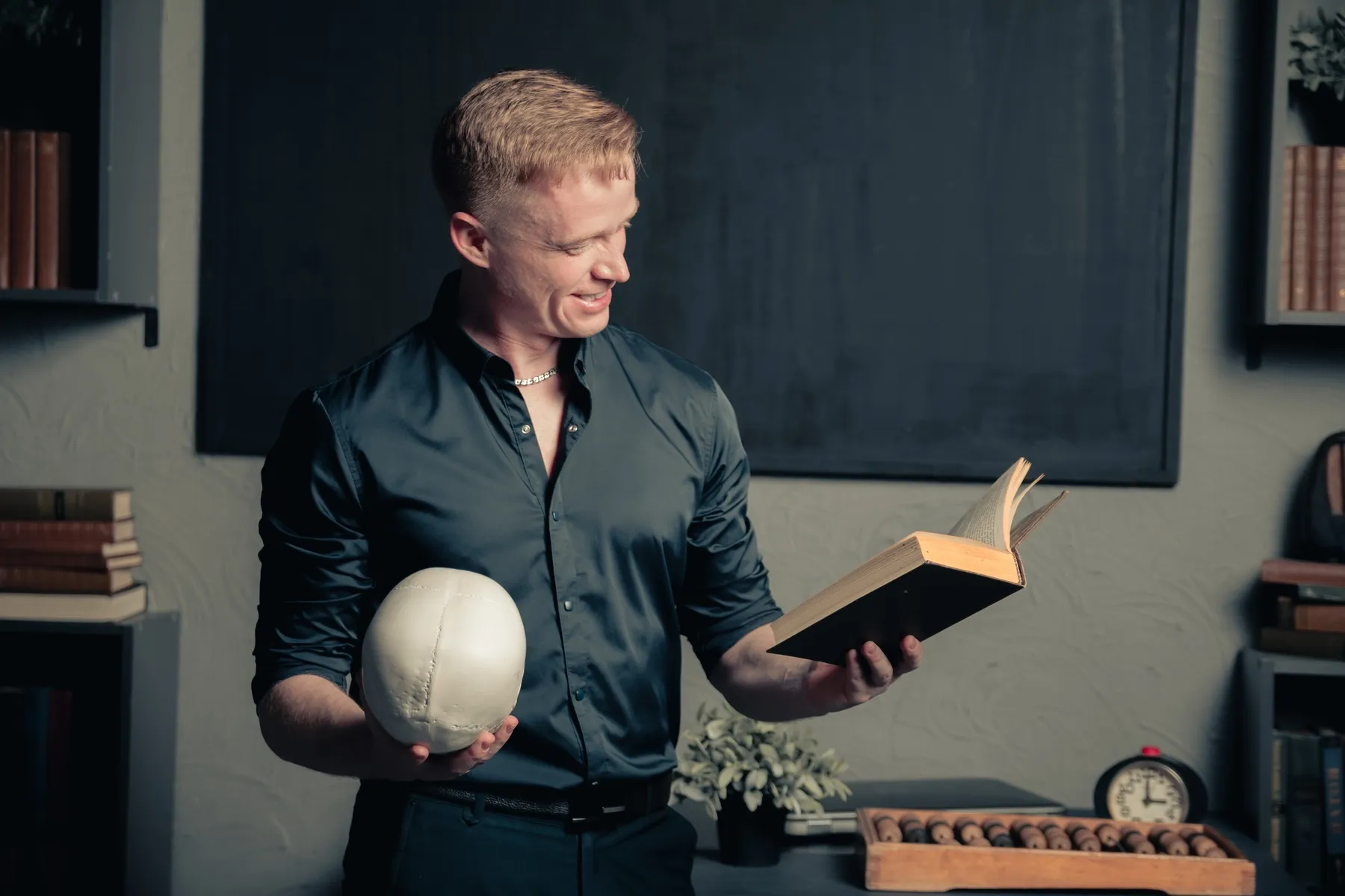 Мужской портрет (студия)